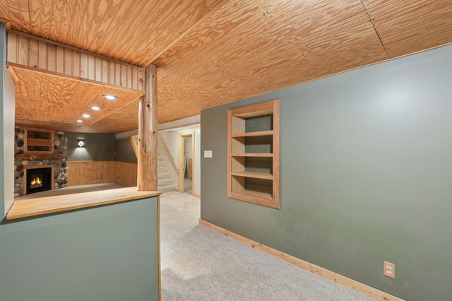 2344 Cowern Place E, North Saint Paul, MN 55109