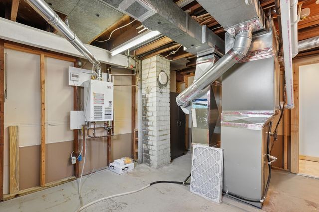 2344 Cowern Place E, North Saint Paul, MN 55109