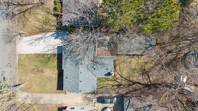 2344 Cowern Place E, North Saint Paul, MN 55109