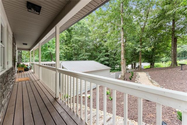 205 Lake Drive, Dawsonville, GA 30534