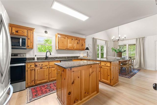 205 Lake Drive, Dawsonville, GA 30534