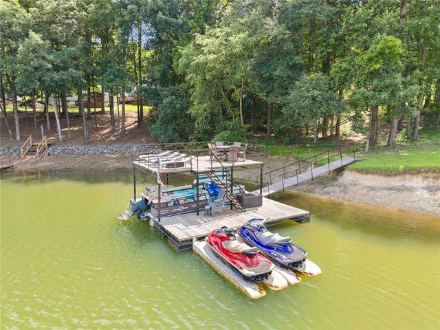 205 Lake Drive, Dawsonville, GA 30534