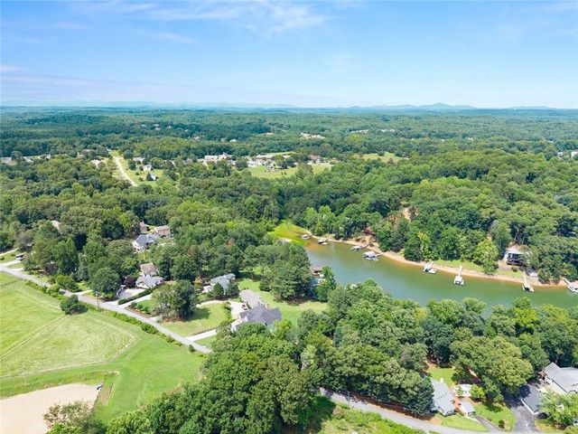 205 Lake Drive, Dawsonville, GA 30534