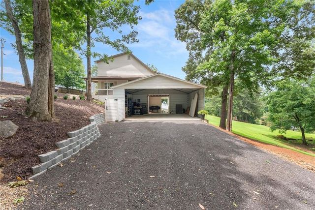 205 Lake Drive, Dawsonville, GA 30534