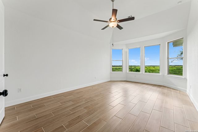 7715 Hanging Basket, San Antonio, TX 78263
