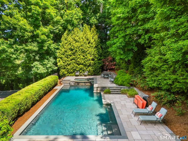 72 Compo Road North, Westport, CT 06880