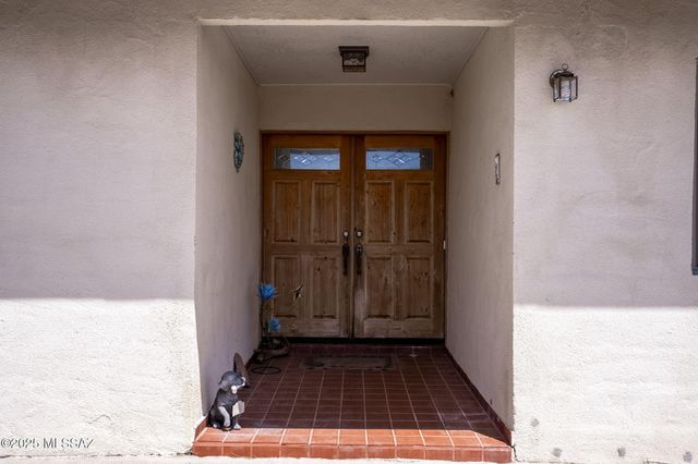 888 Cree Lane, Rio Rico, AZ 85648