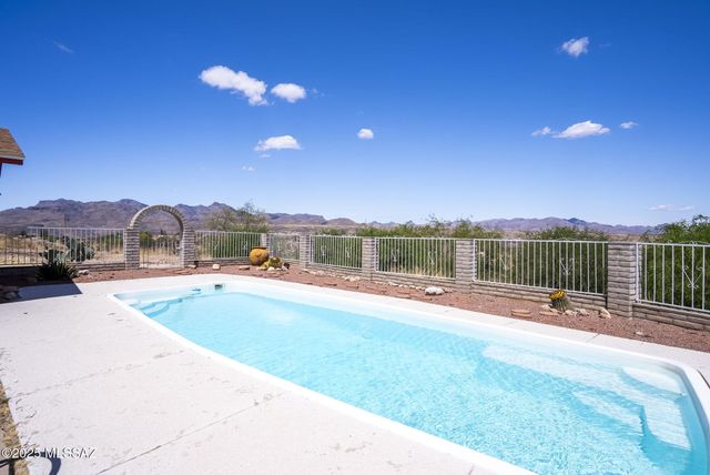 888 Cree Lane, Rio Rico, AZ 85648
