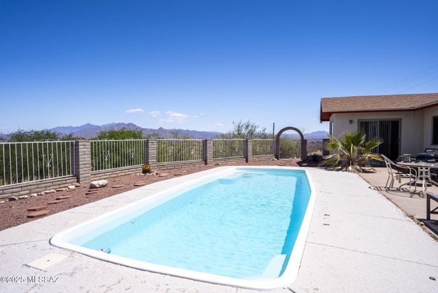 888 Cree Lane, Rio Rico, AZ 85648