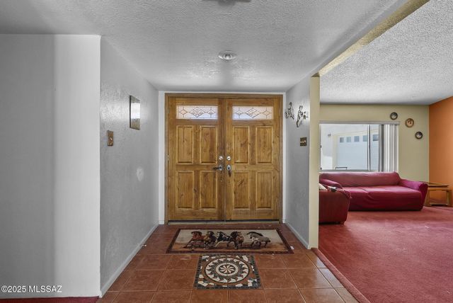 888 Cree Lane, Rio Rico, AZ 85648