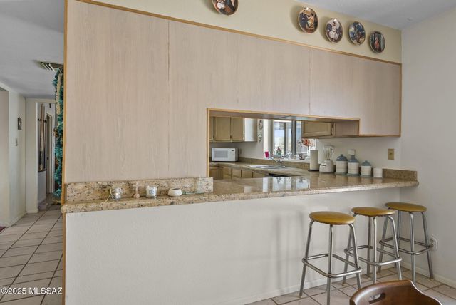 888 Cree Lane, Rio Rico, AZ 85648