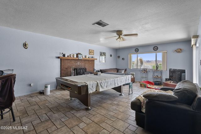 888 Cree Lane, Rio Rico, AZ 85648