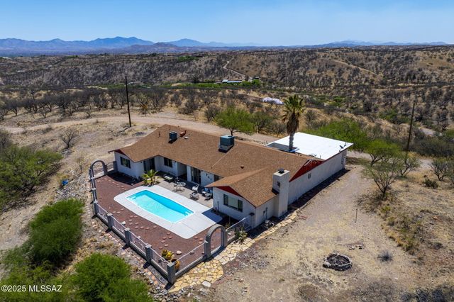 888 Cree Lane, Rio Rico, AZ 85648