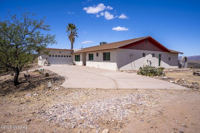 888 Cree Lane, Rio Rico, AZ 85648