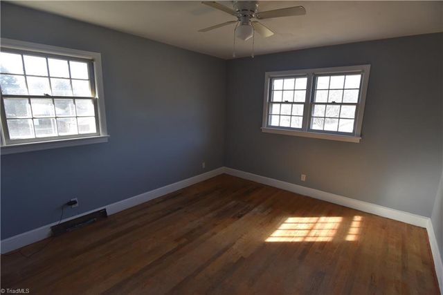 3808 Cash Drive, Winston-salem, NC 27107