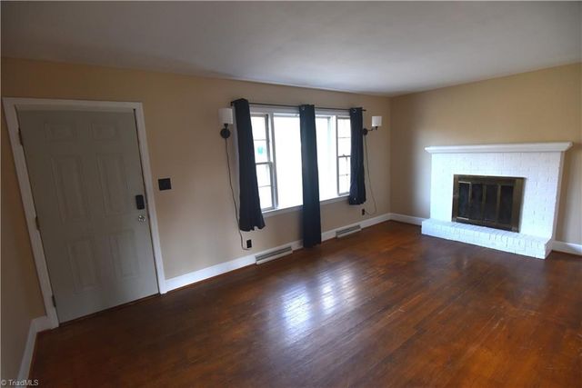 3808 Cash Drive, Winston-salem, NC 27107