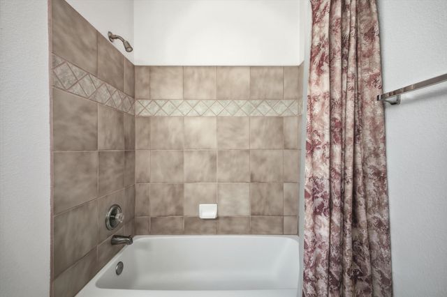 3177 Renaissance Drive SE, Rio Rancho, NM 87124