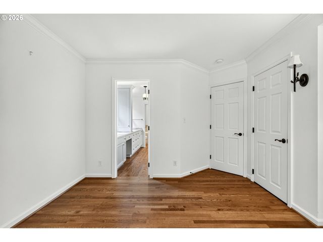 4021 Sw COUNCIL CREST Dr, Portland, OR 97239