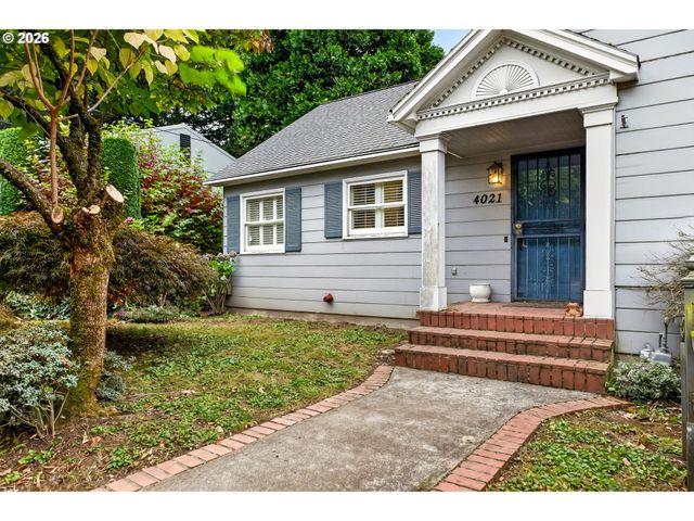 4021 Sw COUNCIL CREST Dr, Portland, OR 97239