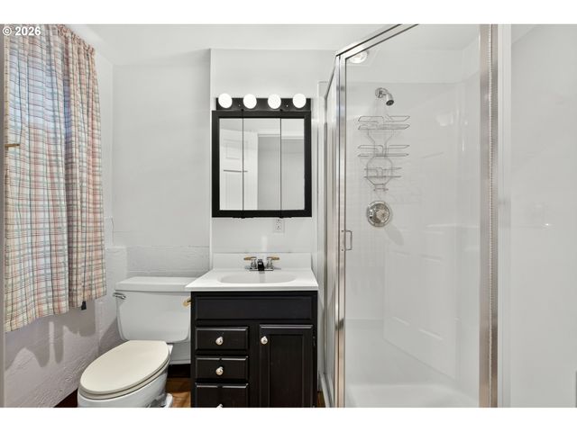 4021 Sw COUNCIL CREST Dr, Portland, OR 97239