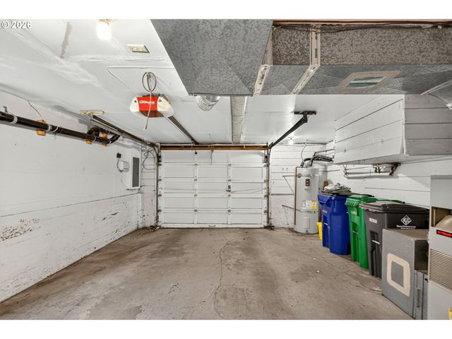 4021 Sw COUNCIL CREST Dr, Portland, OR 97239