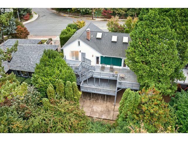 4021 Sw COUNCIL CREST Dr, Portland, OR 97239