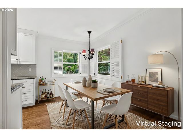 4021 Sw COUNCIL CREST Dr, Portland, OR 97239