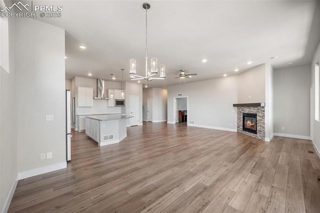 6950 Enclave Vista Loop, Colorado Springs, CO 80924