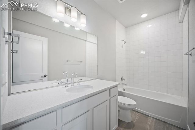 6950 Enclave Vista Loop, Colorado Springs, CO 80924