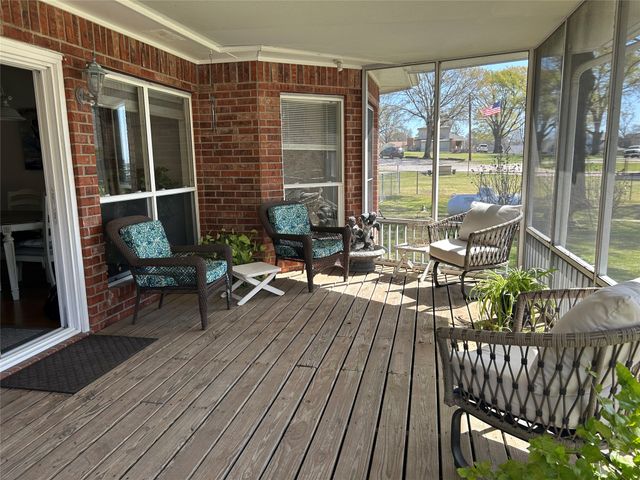 165 Seaside Drive, Gun Barrel City, TX 75156