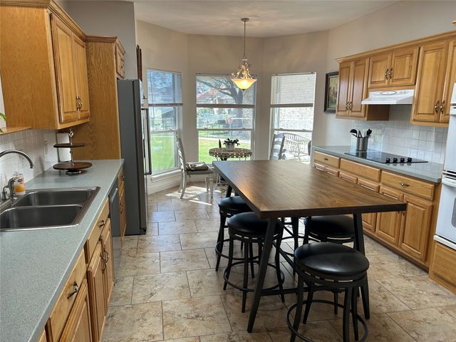 165 Seaside Drive, Gun Barrel City, TX 75156