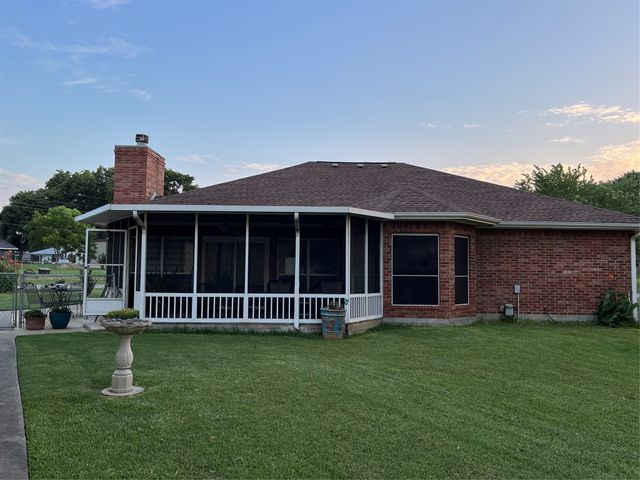 165 Seaside Drive, Gun Barrel City, TX 75156