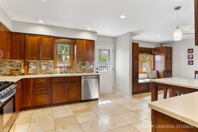 652 Princeton Lane, New Lenox, IL 60451