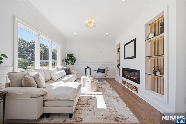 28-07 Zachary Terrace, Fair Lawn, NJ 07410