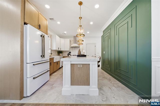 28-07 Zachary Terrace, Fair Lawn, NJ 07410