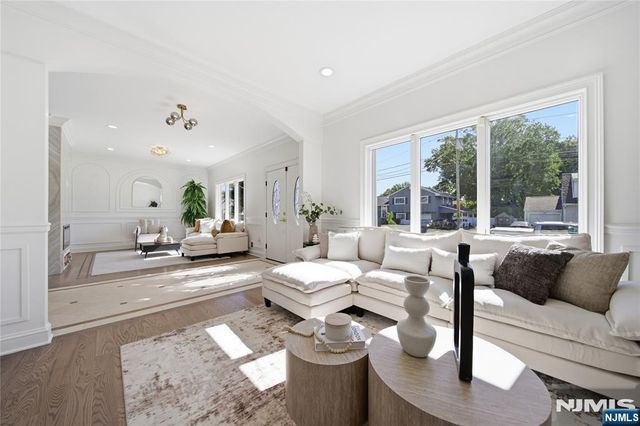 28-07 Zachary Terrace, Fair Lawn, NJ 07410