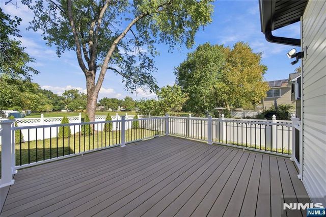 28-07 Zachary Terrace, Fair Lawn, NJ 07410