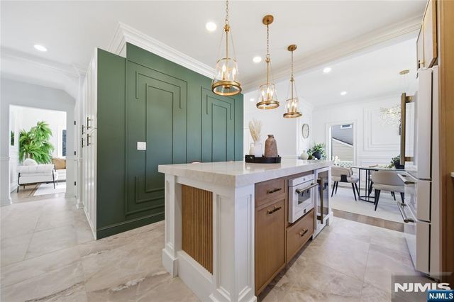 28-07 Zachary Terrace, Fair Lawn, NJ 07410