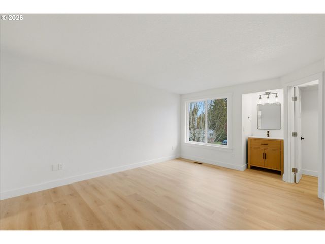 4340 Se 22ND Dr, Gresham, OR 97080