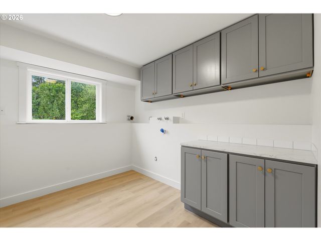 4340 Se 22ND Dr, Gresham, OR 97080