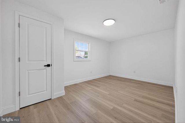 50 AUTUMN LN, Levittown, PA 19055