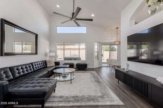 14302 W Shawnee Trail, Surprise, AZ 85374