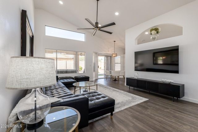 14302 W Shawnee Trail, Surprise, AZ 85374