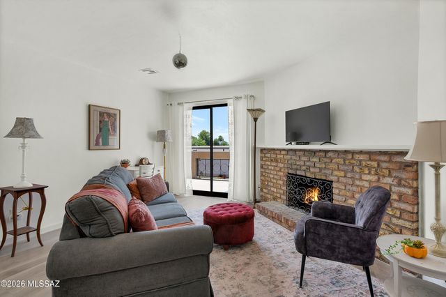 6311 N Barcelona Ct Unit 1023, Tucson, AZ 85704