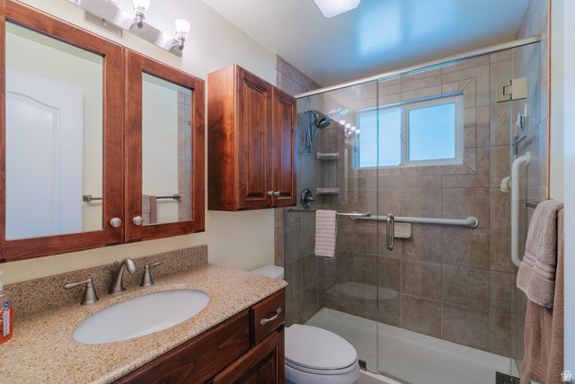 322 E LANE CIR, Sandy, UT 84070
