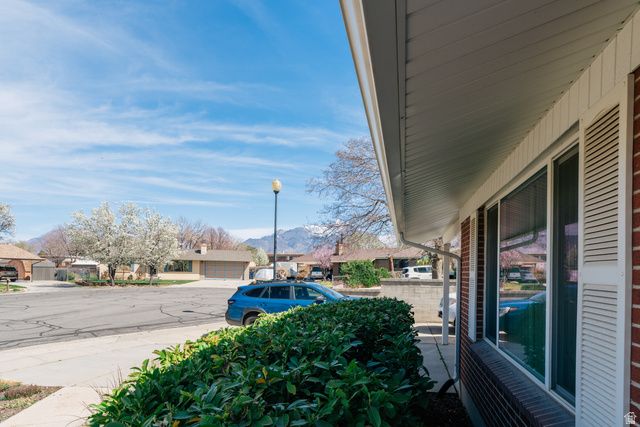 322 E LANE CIR, Sandy, UT 84070