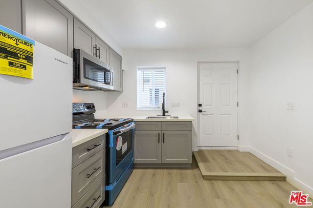 1824 10th Street, Santa Monica, CA 90404