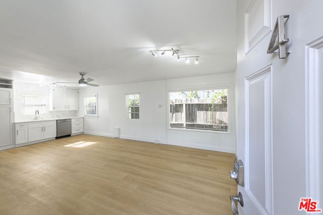 1824 10th Street, Santa Monica, CA 90404