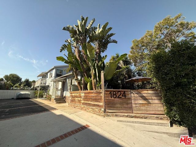 1824 10th Street, Santa Monica, CA 90404