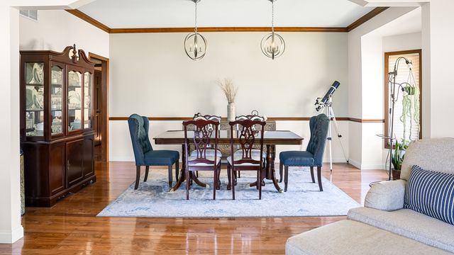 1607 Chestnut Grove Court, Champaign, IL 61822